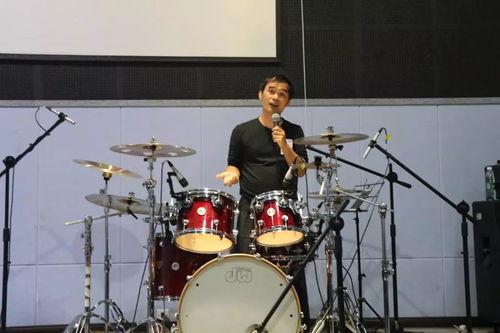 世界架子鼓大师视频,鼓动心弦的节奏传奇